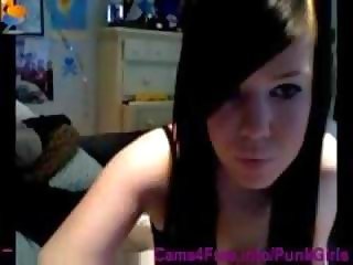 EMO elite Young Teen lady Ilyjeannie On Cam!